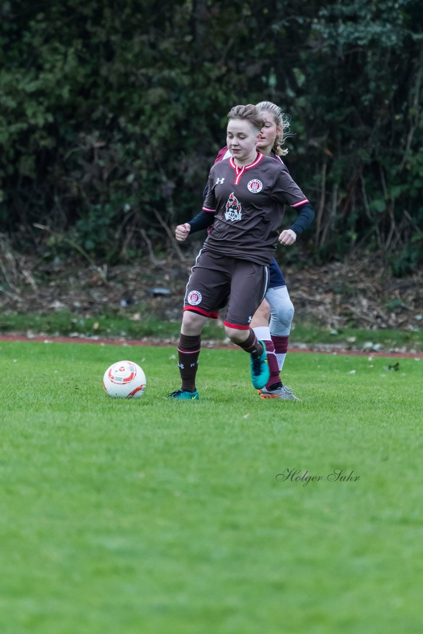 Bild 54 - C-Juniorinnen Halstenbek-Rellingen - St.Pauli : Ergebnis: 0:5